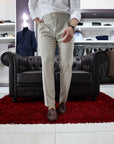 Pantalone modello Caruso con fibbie laterali