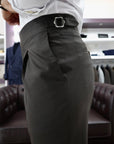 Pantalone modello Caruso con fibbie laterali