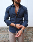 Camicia basic slim blu con microfantasia