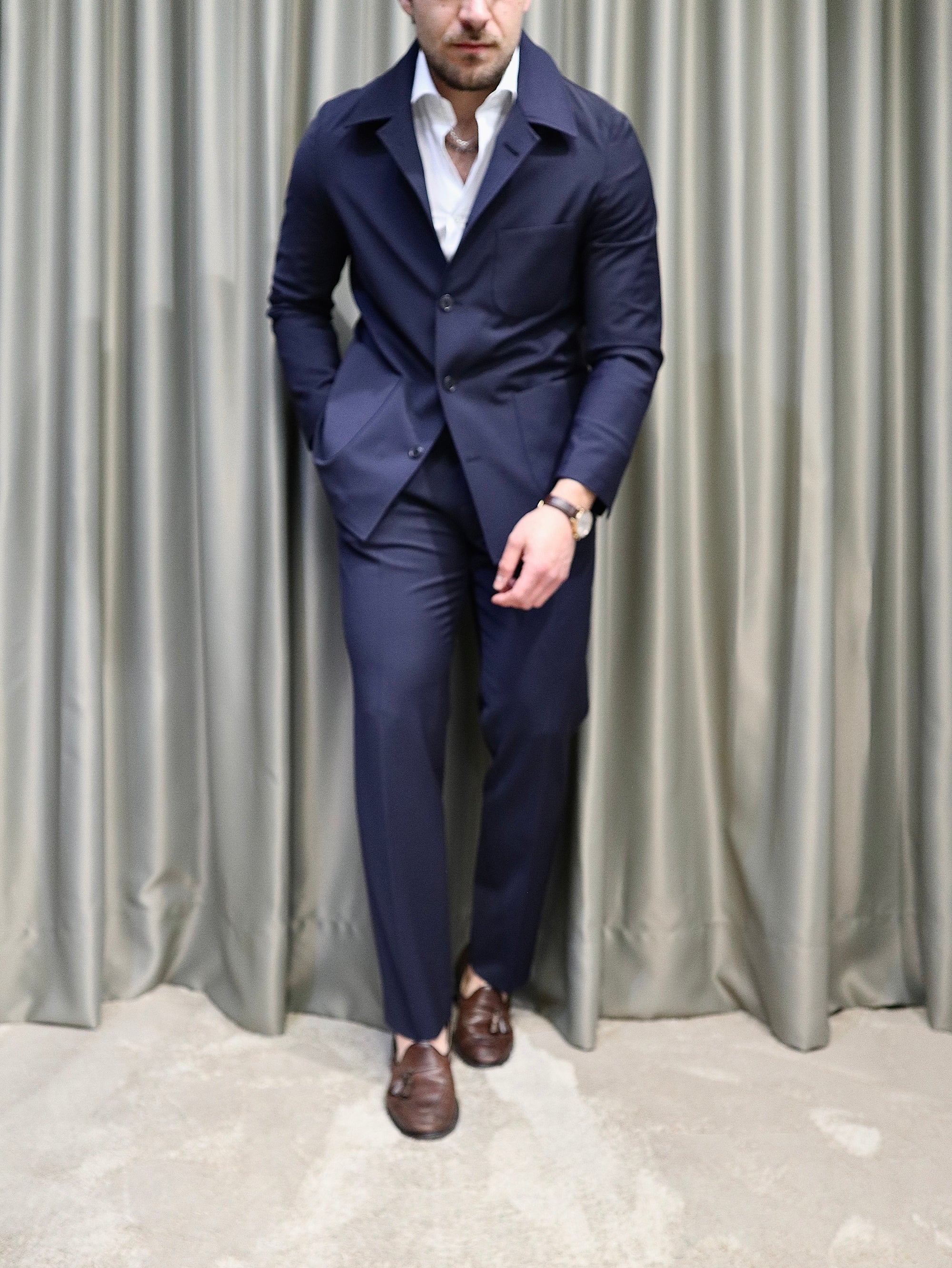 Abito Sartoriale Modello Over in Pura lana