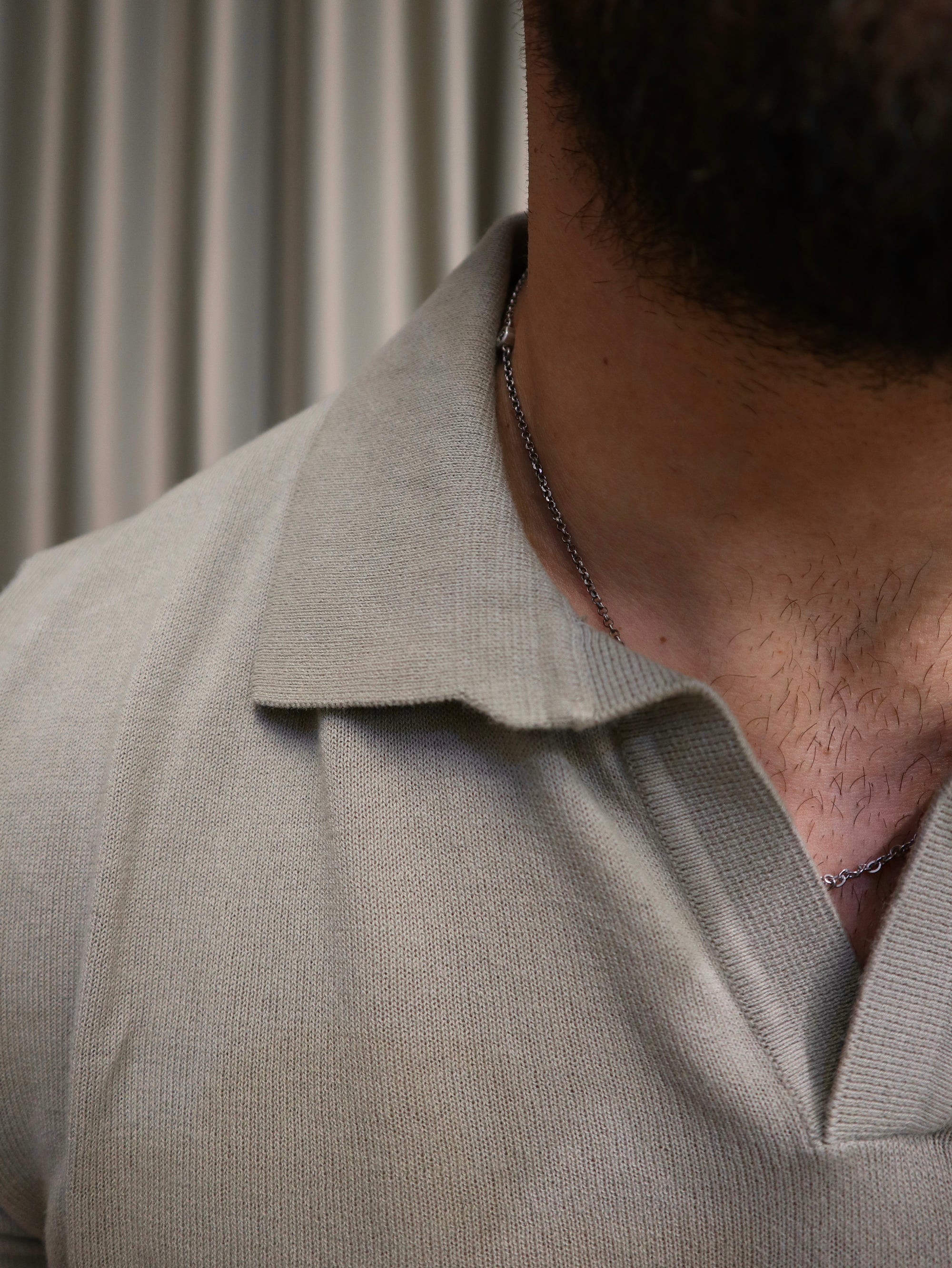 Polo scollo V 100% cotone