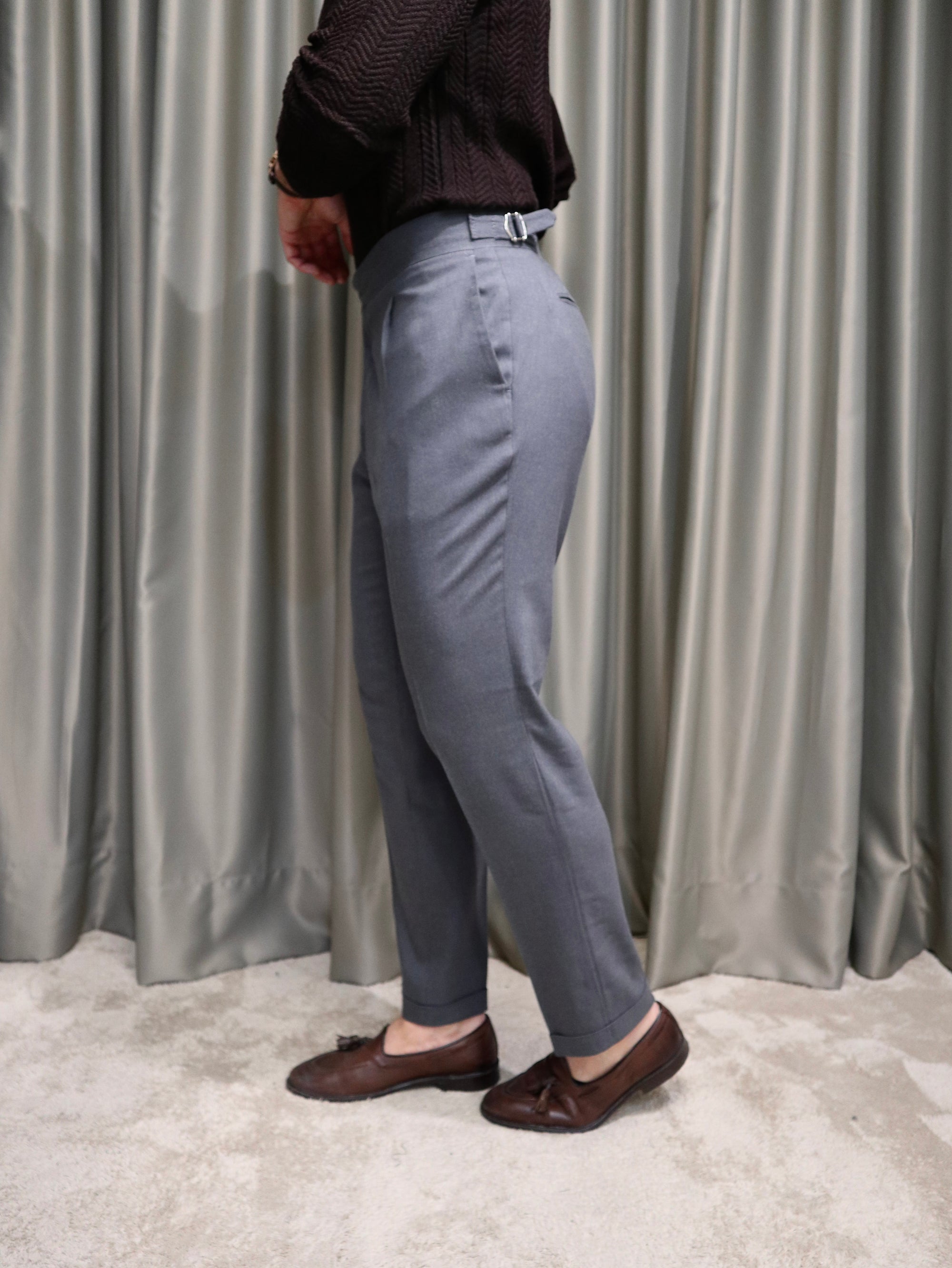 Pantalone con fibbie laterali mod wild in flanella