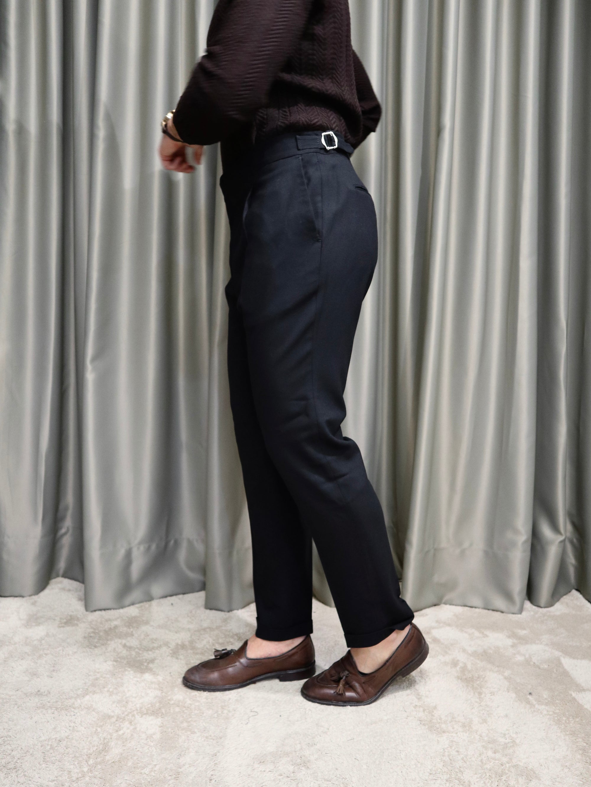 Pantalone con fibbie laterali mod wild in flanella