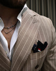 Abito sartoriale doppio petto gessato beige